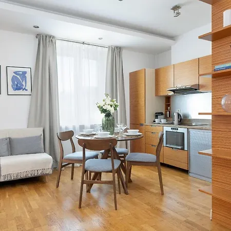 Apartamento Beautiful Aleje Marcinkowskiego With Balcony By Renters